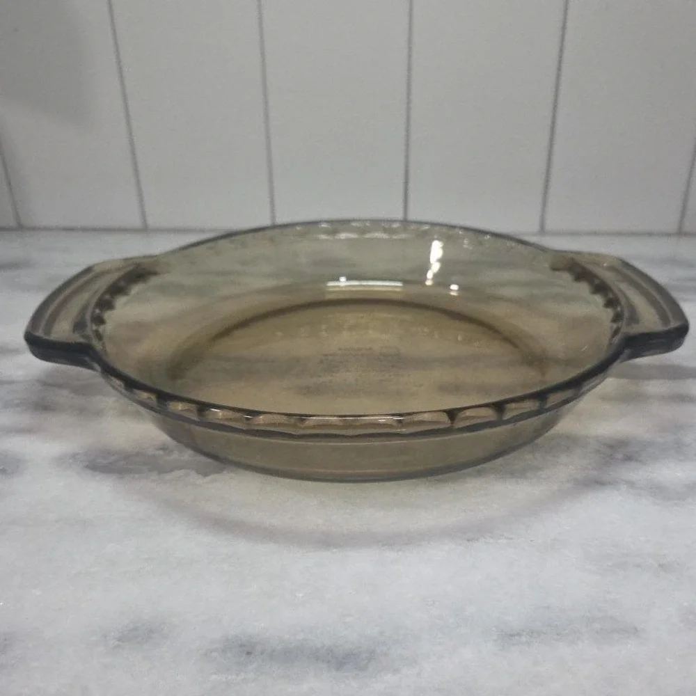 Anchor‎ Hocking Amber 1qt Deep Dish Pie Plate #1075, Ovenware, Fluted Handles